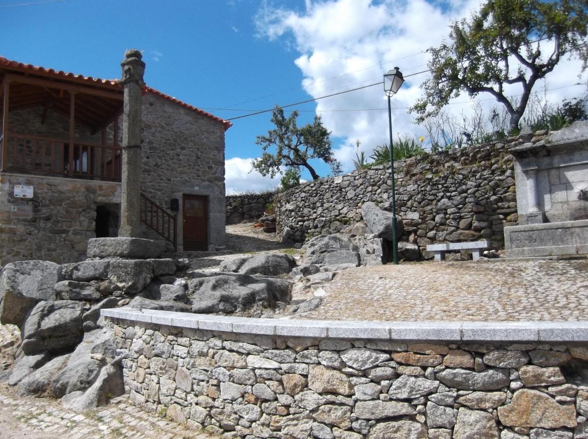 Casa Do Pelourinho Villa Rebordainhos Ngoại thất bức ảnh